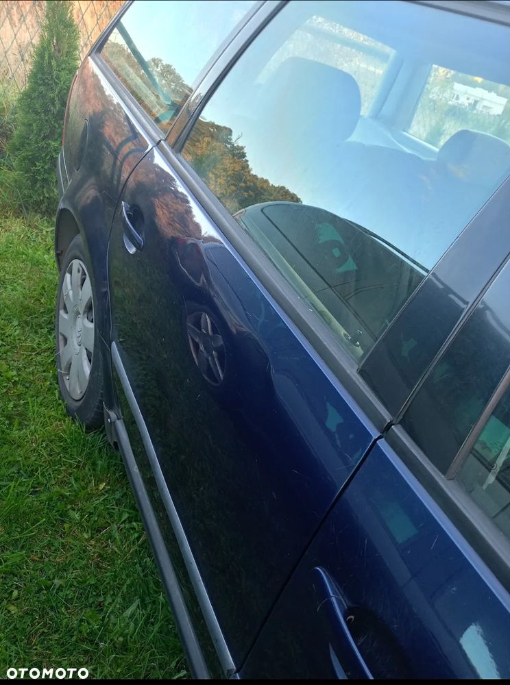 Volkswagen Passat Variant 1.9 TDI - 11
