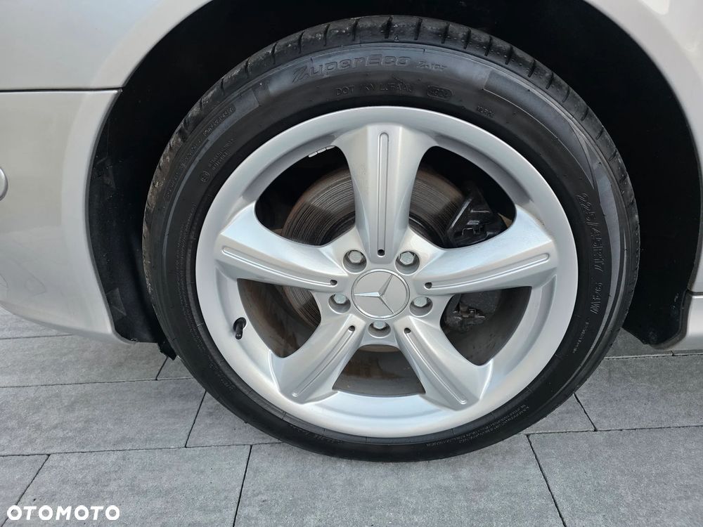 Mercedes-Benz CLK - 38