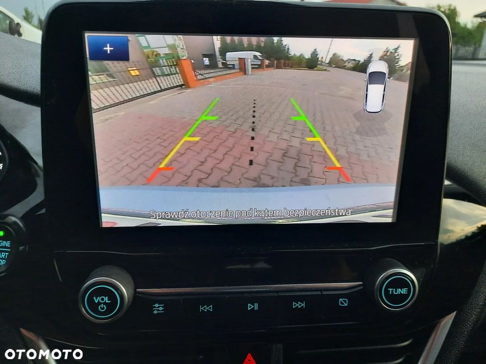 Ford Fiesta 1.0 EcoBoost S&S TITANIUM X - 15