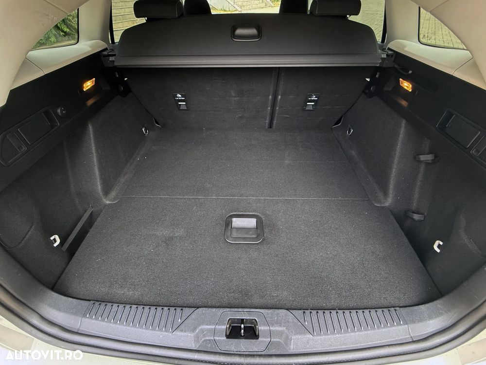 Ford Focus Turnier 1.5 EcoBlue Start-Stopp-System Aut. TREND - 16