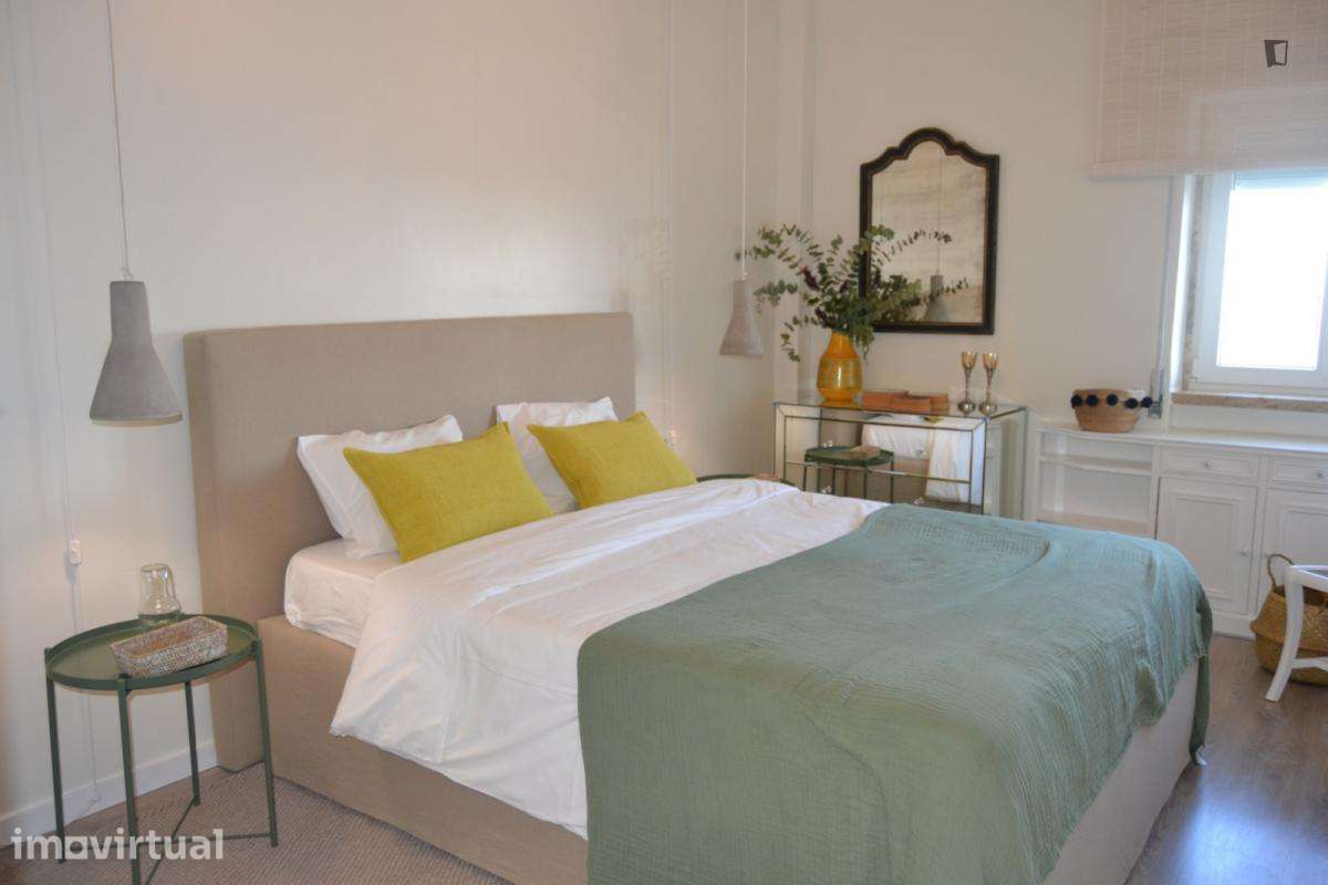 Apartamento com 2 quartos - localizado em Campo de Ourique Lisbon - Grande imagem: 2/11