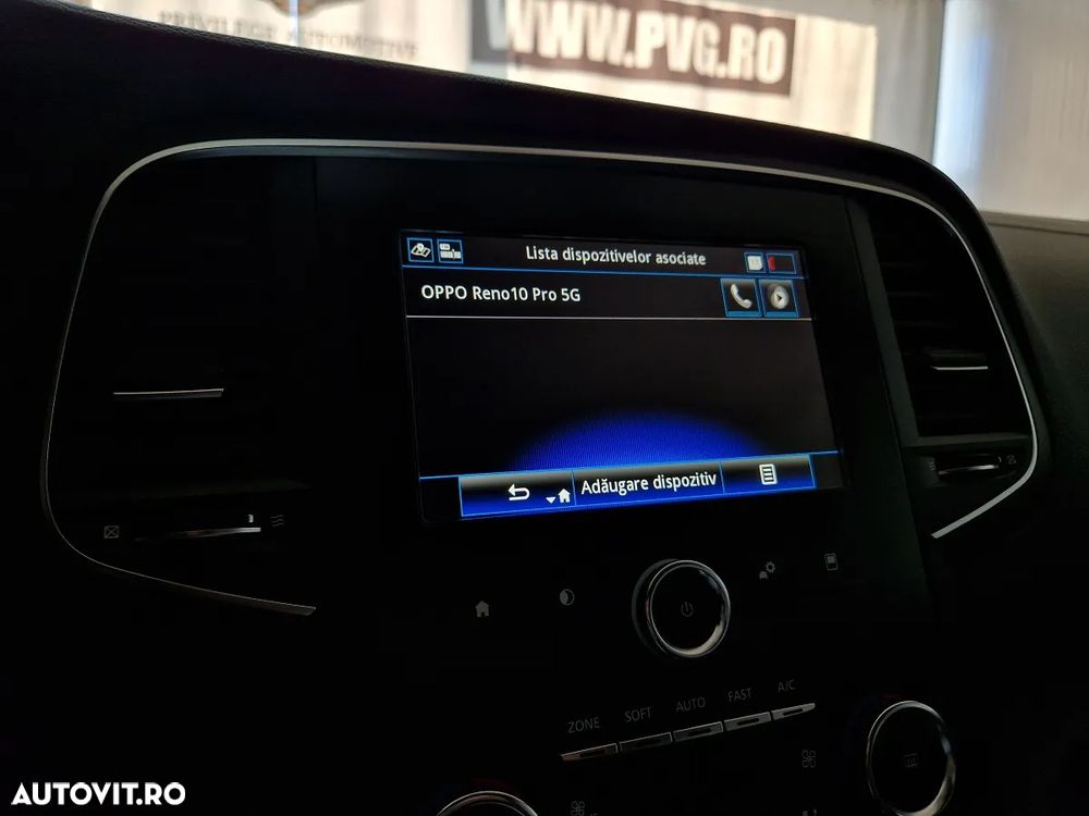 Renault Megane BLUE dCi 115 EDC BUSINESS EDITION - 27