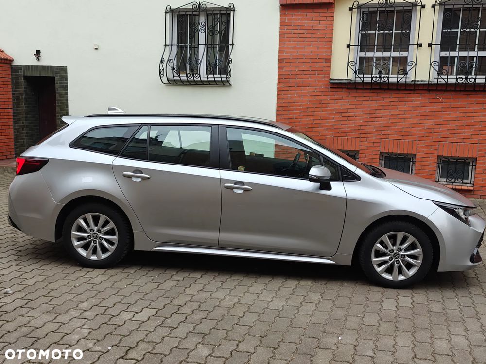 Toyota Corolla 1.8 Hybrid Comfort - 14
