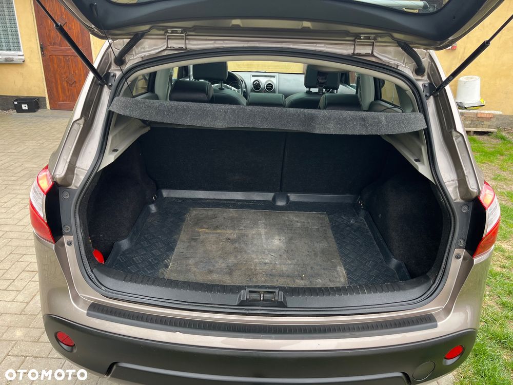 Nissan Qashqai 1.6 dCi 4 x 4 DPF Start/Stop 360 - 19