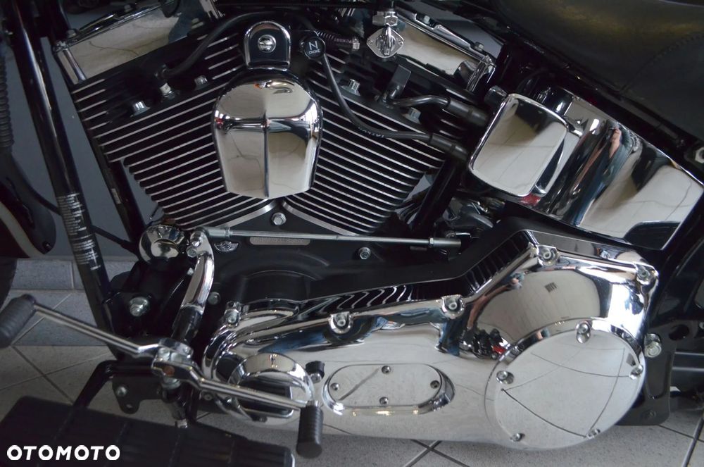 Harley-Davidson Softail Fat Boy - 26