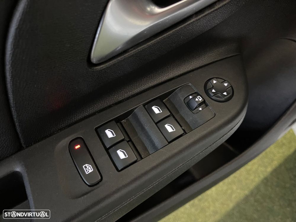 Opel Corsa 1.2 T GS Line Aut. - 27