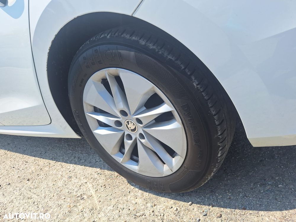 Skoda Octavia 2.0 TDI DSG Ambition - 7