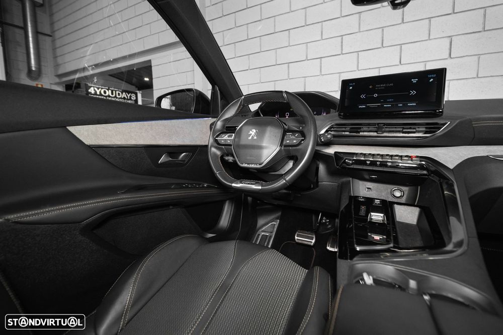 Peugeot 5008 1.2 PureTech GT EAT8 - 31