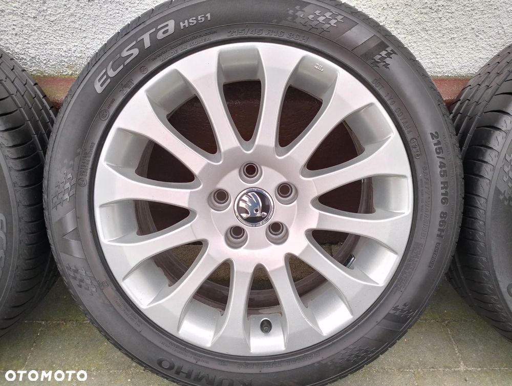 215 45 16 / 5x100 / SKODA Fabia AUDI A1  Vw Polo SEAT Ibiza / KUMHO / - 5