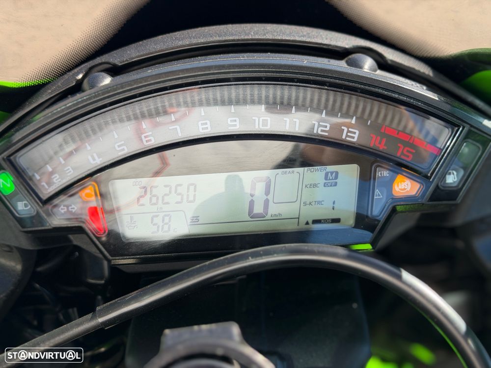 Kawasaki Ninja ZX-10R - 10