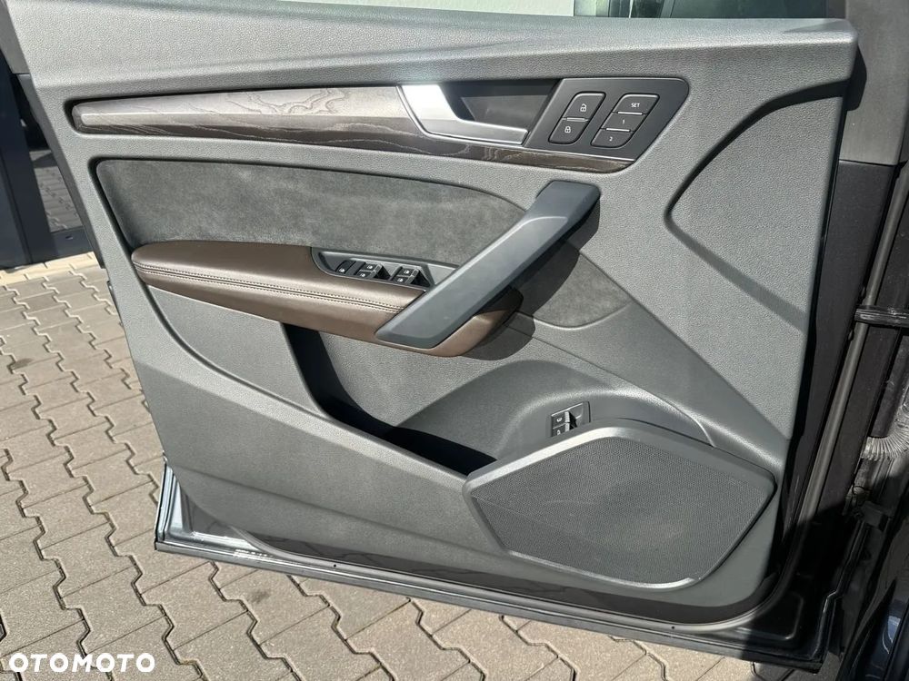Audi Q5 55 TFSIe quattro S tronic S line - 25