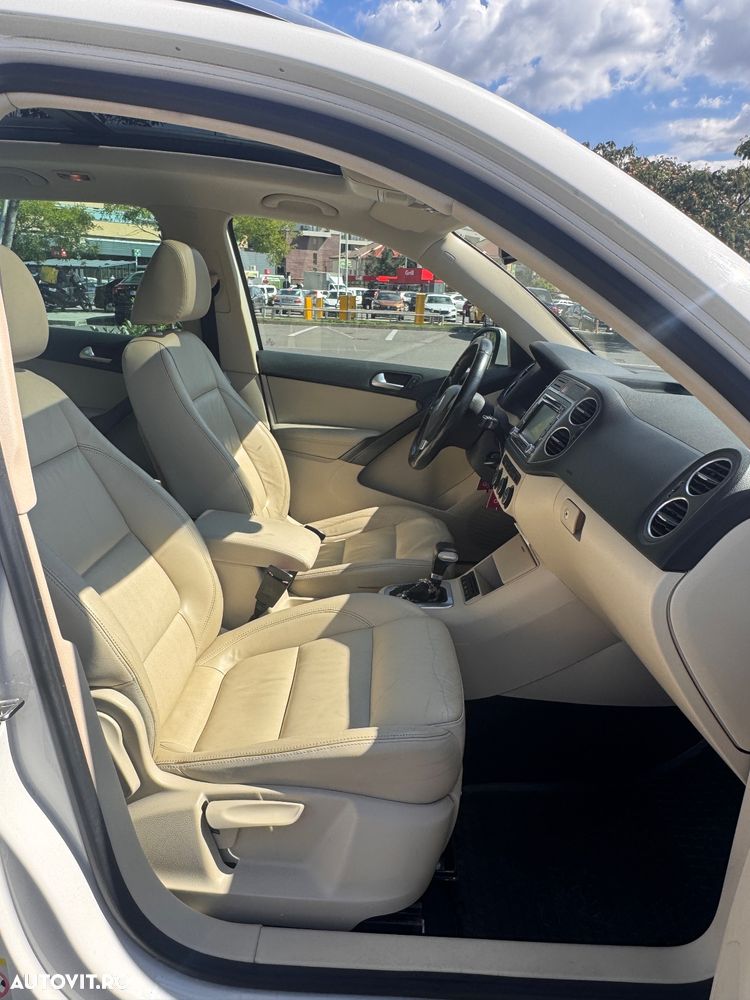 Volkswagen Tiguan - 9