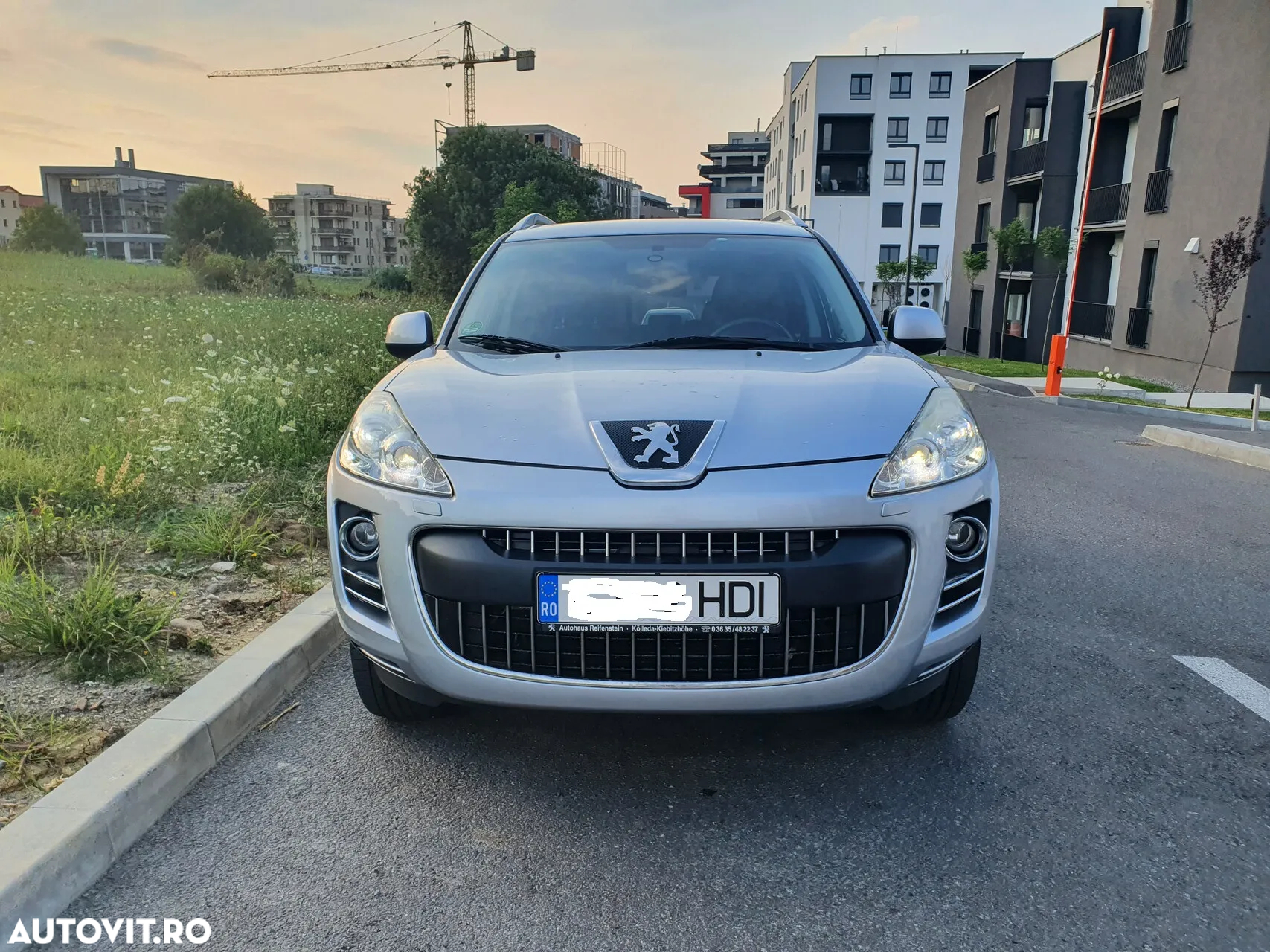 Peugeot 4007 HDI FAP 7-Sitzer Platinum - 10