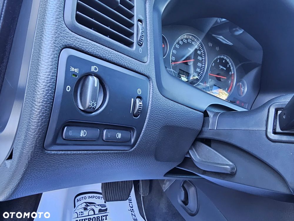 Volvo V70 2.5T AWD Edition Sport - 29