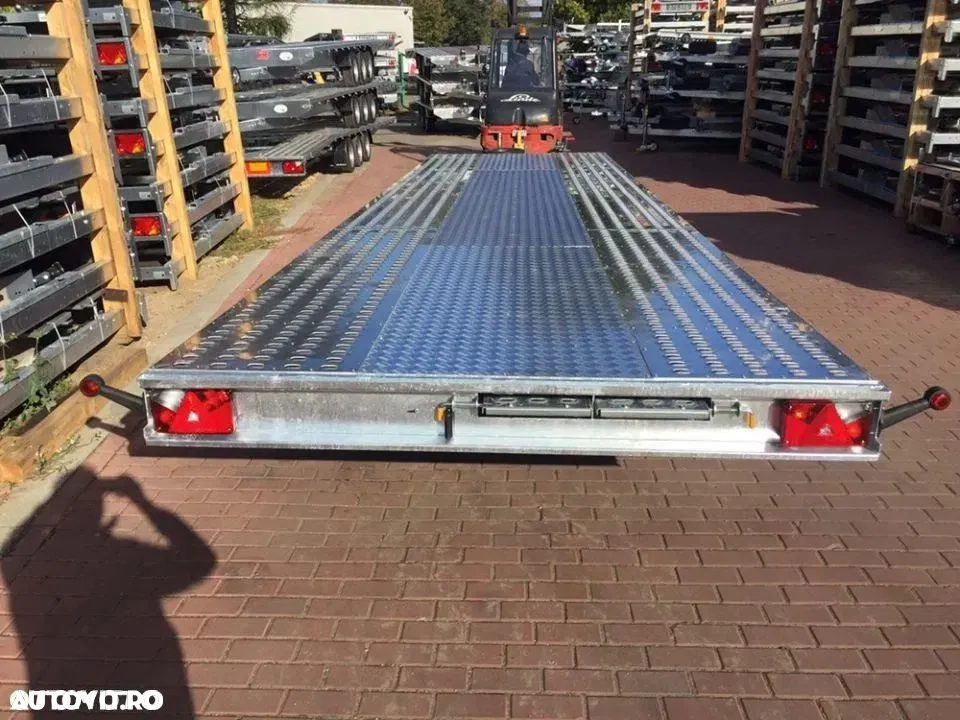 Niewiadow Remorca/Platforma Transport auto 3 axe 8.5m 3500kg - 6