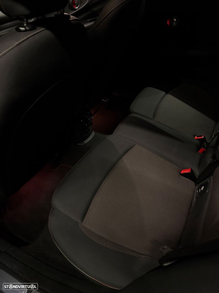 MINI Clubman One D - 19