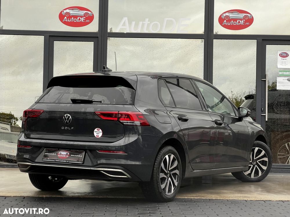 Volkswagen Golf - 4