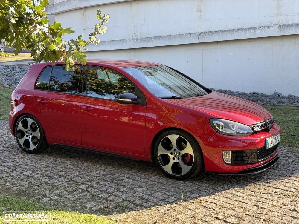 VW Golf 2.0 GTI - 8
