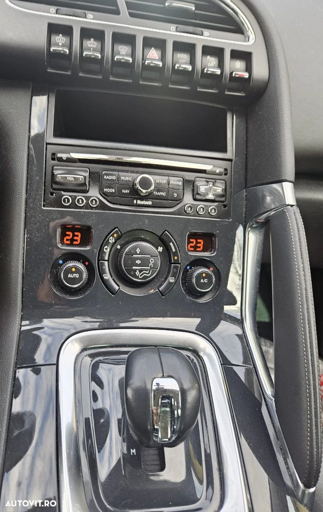 Peugeot 3008 HYbrid4 2.0 HDI FAP ETG + Electric - 13