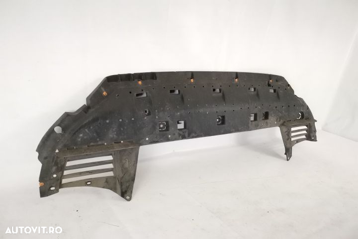Deflector/ Scut Motor Din Plastic Original In stare Buna Toyota  Verso - 2