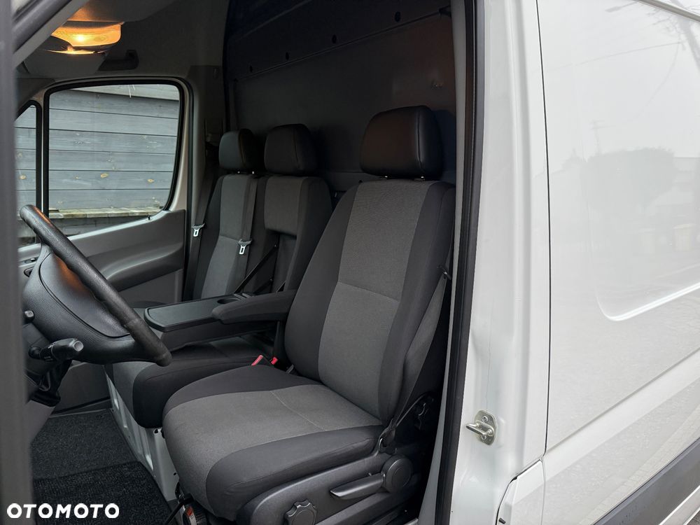 Volkswagen Crafter - 30