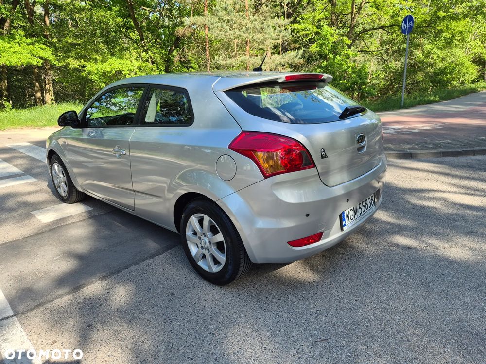 Kia ProCeed 1.6 Optimum + - 14