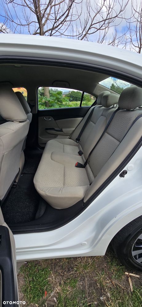 Honda Civic 1.8 Executive - 12