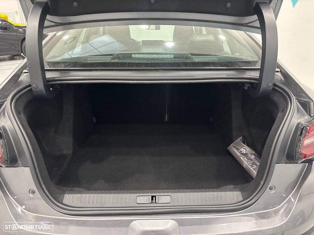 Citroën C4 X 1.2 Hybrid Plus e-DSC6 - 6