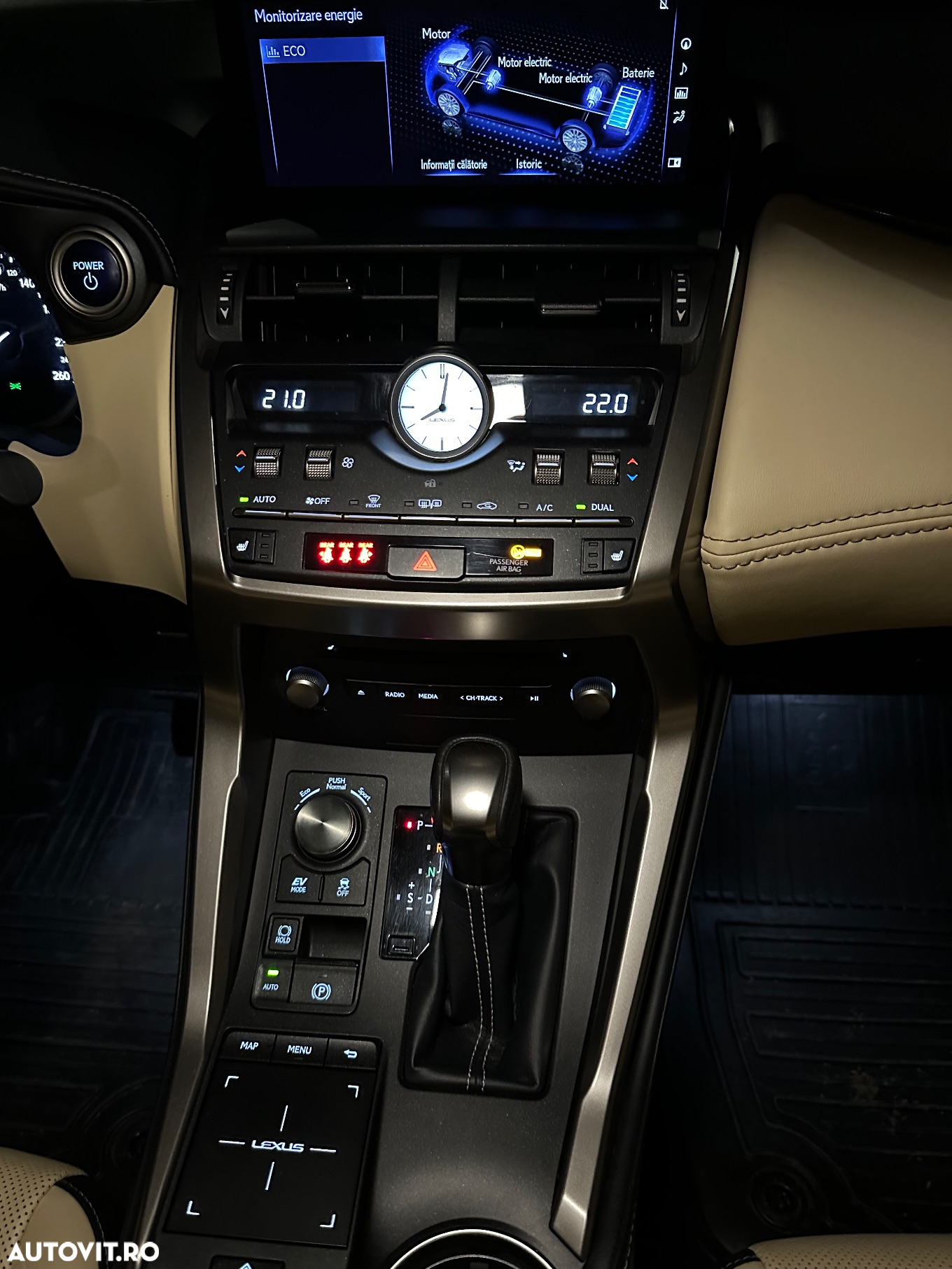 Lexus Seria NX 300h AWD Executive Plus - 11