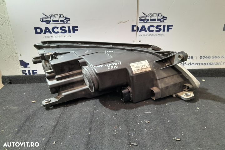 Far stanga 5N2941031G / 1ED247038-03 5N2941031G / 1ED247038-03 Volksw - 3