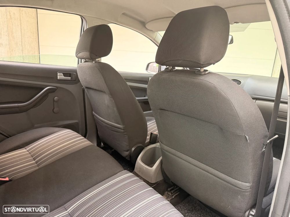 Ford Focus 1.6 Trend - 26