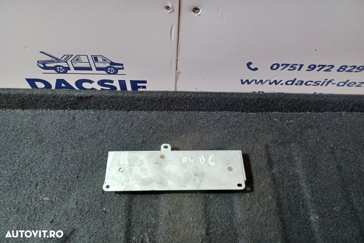 Amplificator antena radio 8E9035225B 8E9035225B Audi A4 B6 [2000 - 20 - 2
