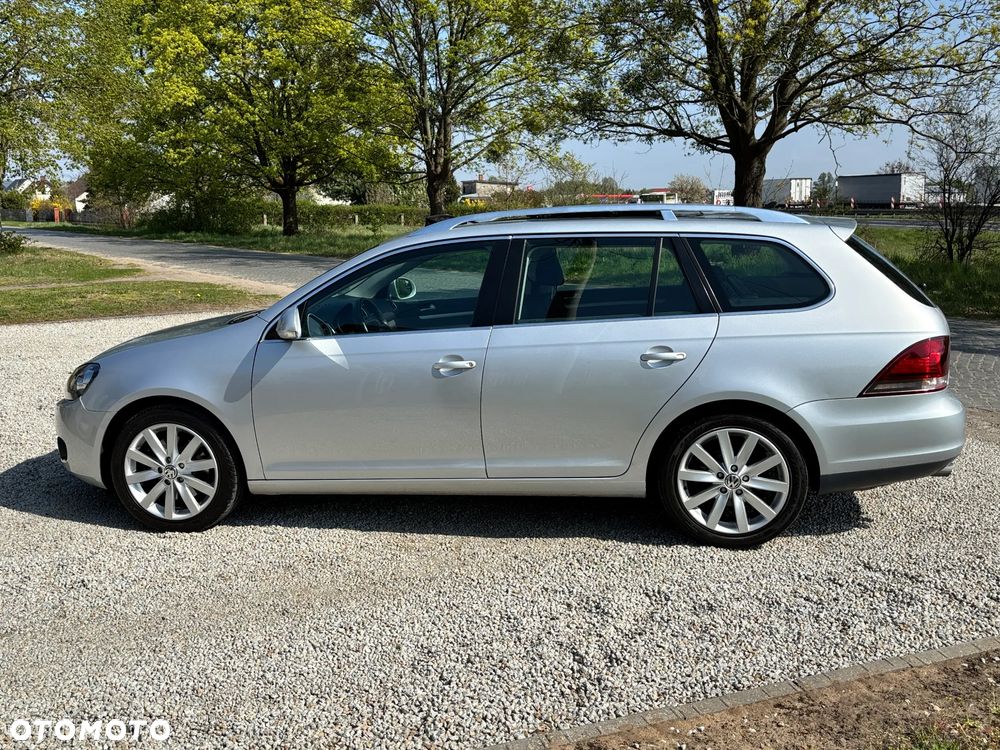 Volkswagen Golf 2.0 TDI DPF Highline - 4