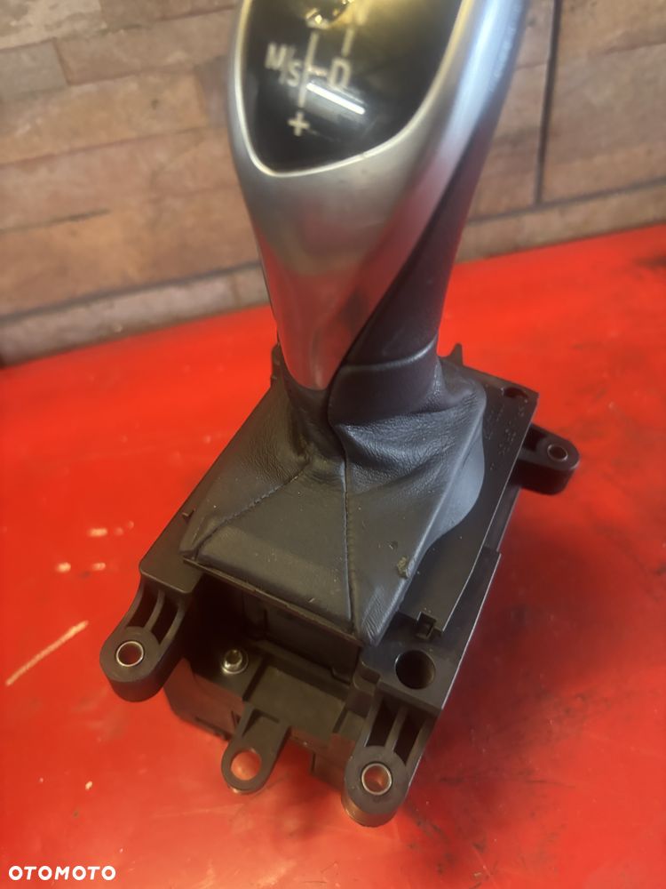 BMW F10 GAŁKA LEWAREK ZAMIANY BIEGOW 9251190 - 2