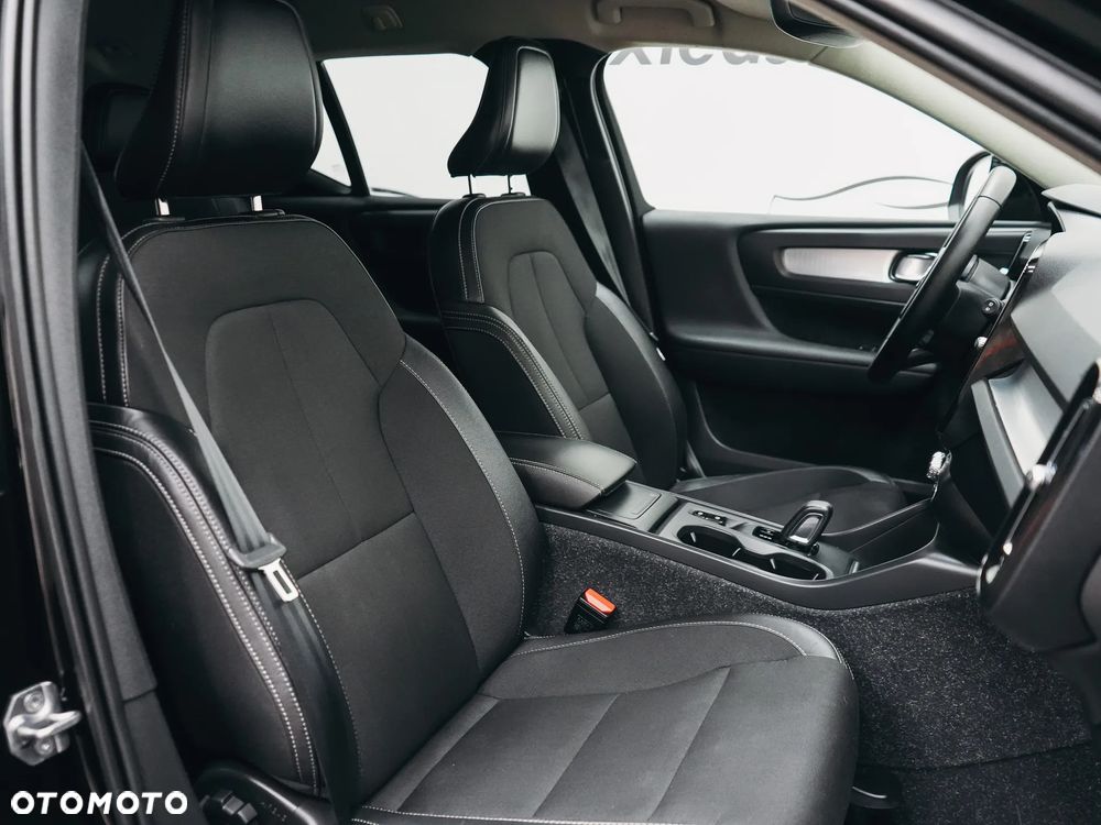 Volvo XC 40 D3 Momentum - 34