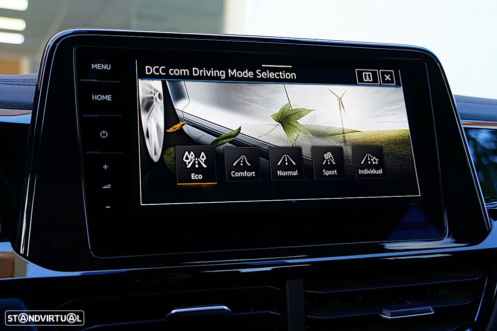 VW T-Roc 1.5 TSI R-Line DSG - 36