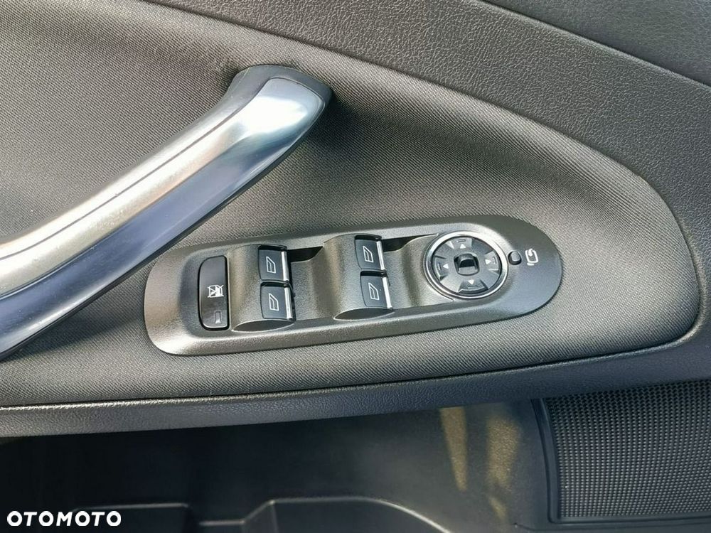 Ford Mondeo 2.0 TDCi Business Edition - 23
