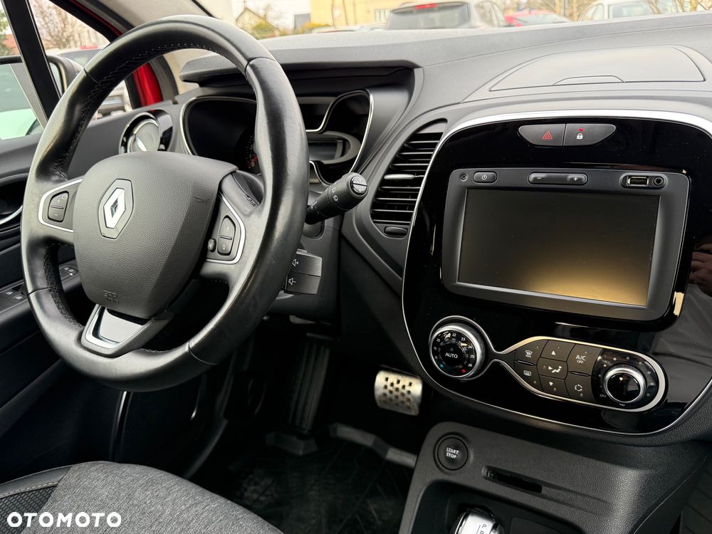 Renault Captur - 36