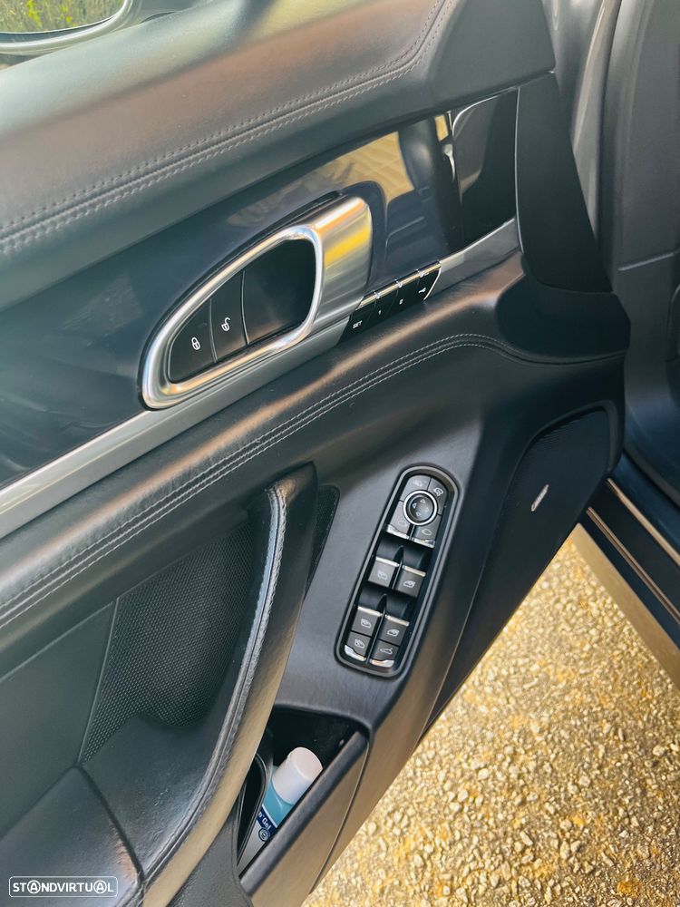 Porsche Panamera S E-Hybrid - 27