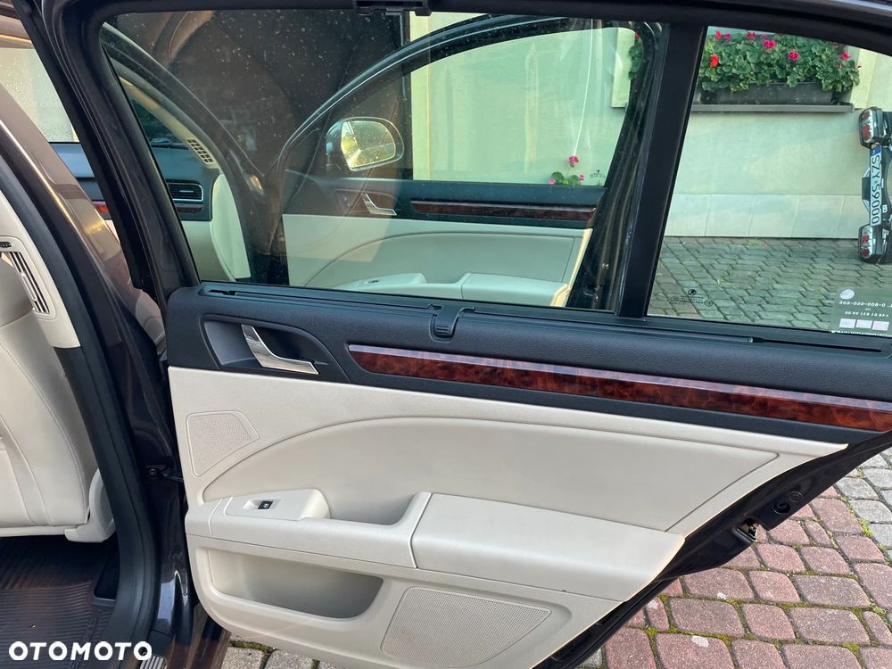 Skoda Superb 2.0 TDI L&K DSG - 6