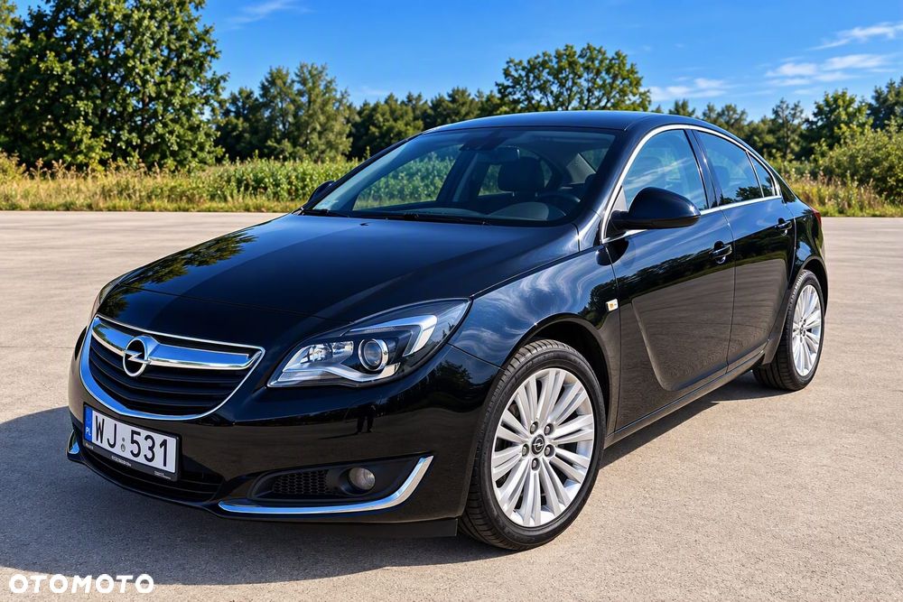 Opel Insignia - 1