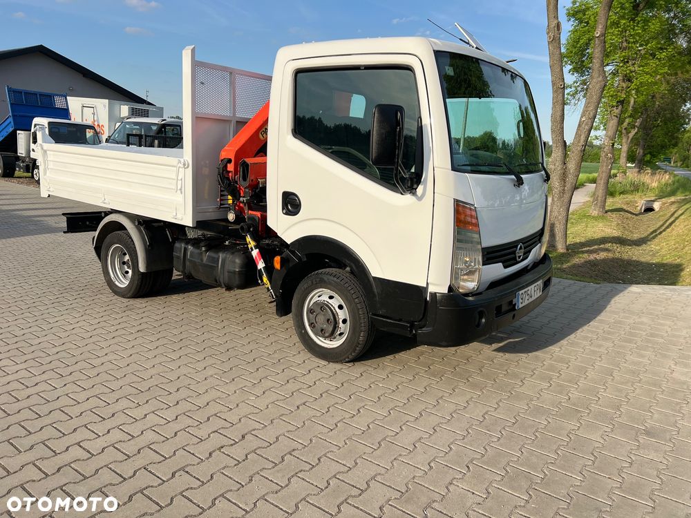 Nissan CABSTAR - 30