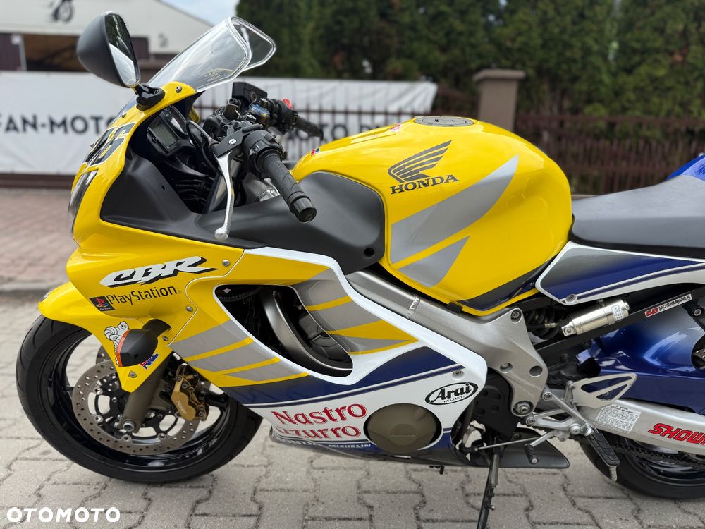 Honda CBR - 23