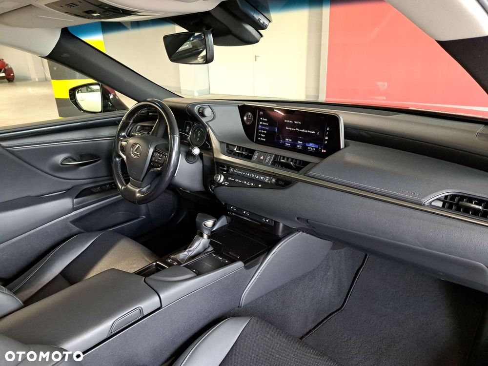 Lexus ES - 19