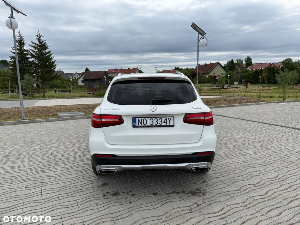 Mercedes-Benz GLC 300 4-Matic - 15