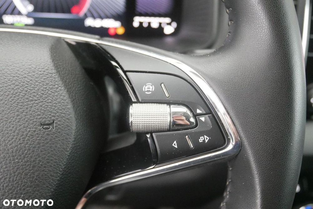 Skoda Karoq 1.5 TSI ACT Ambition DSG - 21