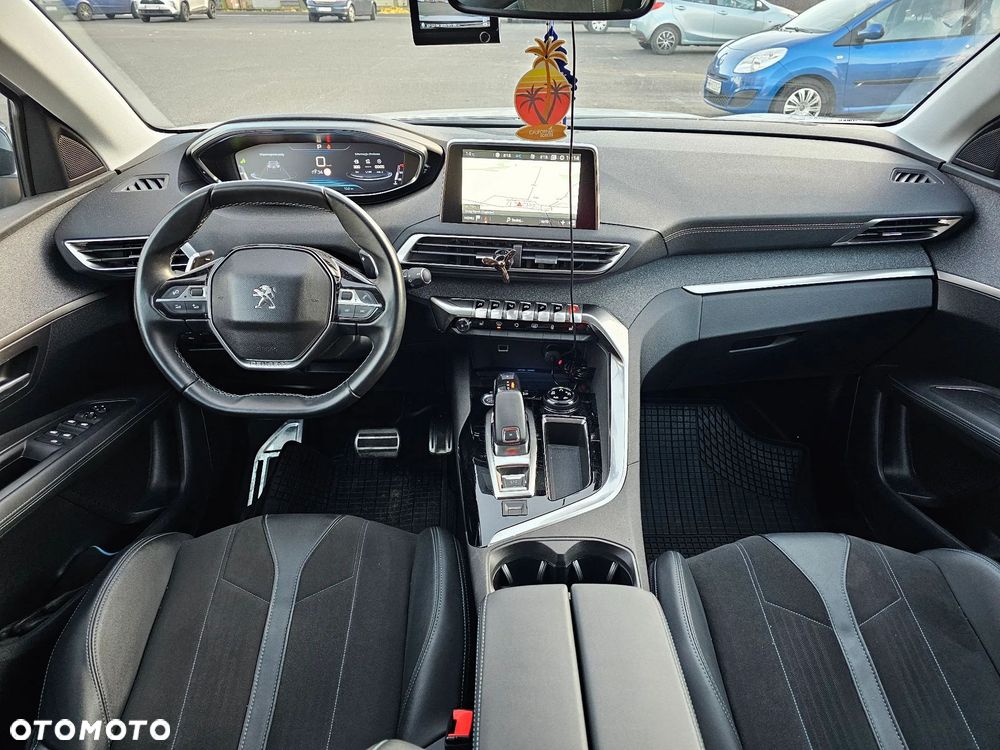 Peugeot 3008 PureTech 130 Stop & Start GPF EAT8 Crossway - 12