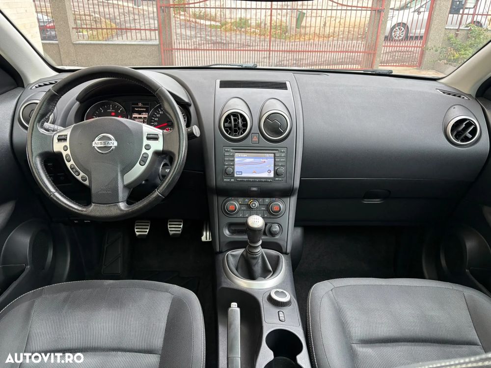 Nissan Qashqai 1.6 DCI 4 x 4 DPF tekna - 5