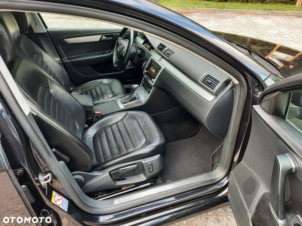 Volkswagen Passat 2.0 TDI Highline DSG - 14