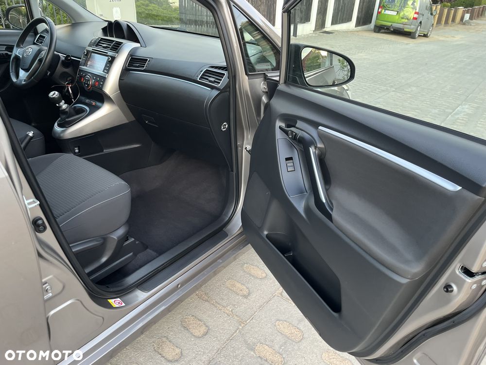 Toyota Verso 1.6 D-4D 5-Sitzer Start/Stop Comfort - 12